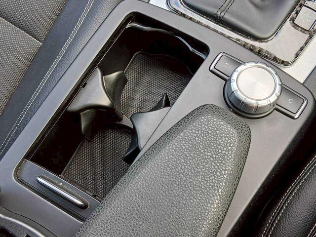 Ｃクラス Ｃ１８０　ブルーエフィシェンシー　クーペ　サンルーフ／パネメリカーナグリル／リアスポイラー／純正ナビ／ハーフレザーシート／パワーシート／バックモニター／シートヒーター（29枚目）