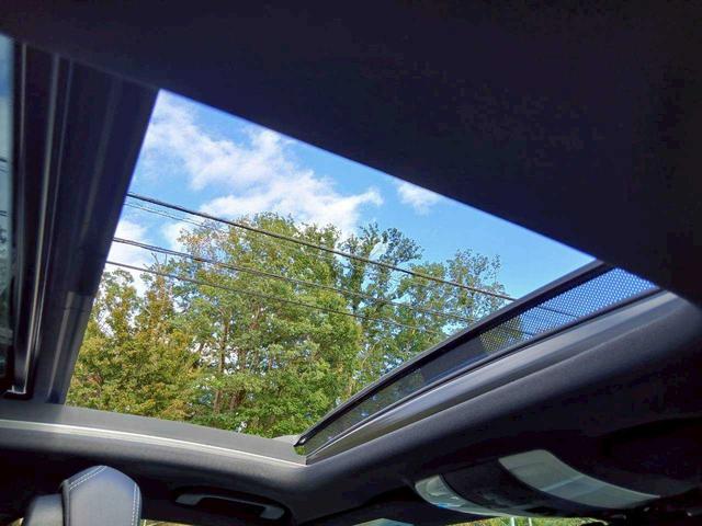 Ｃクラス Ｃ１８０　ブルーエフィシェンシー　クーペ　サンルーフ／パネメリカーナグリル／リアスポイラー／純正ナビ／ハーフレザーシート／パワーシート／バックモニター／シートヒーター（33枚目）