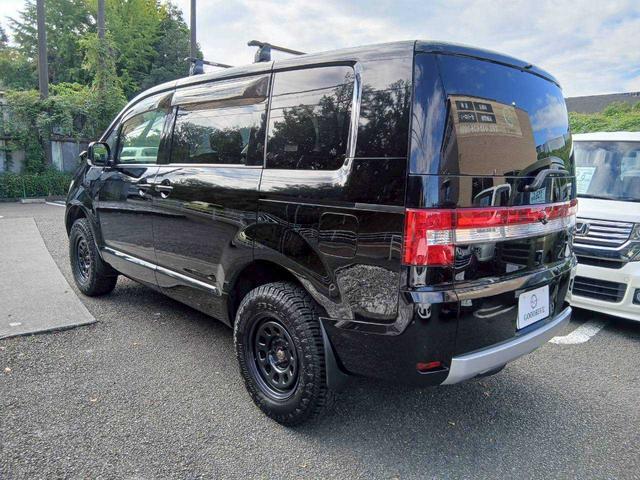 デリカD:5 D パワーパッケージ リフトアップ/フリップダウンモニター/ブロックタイヤ/社外ナビ/両側電動スライド/ETC/スマートキー(4枚目)