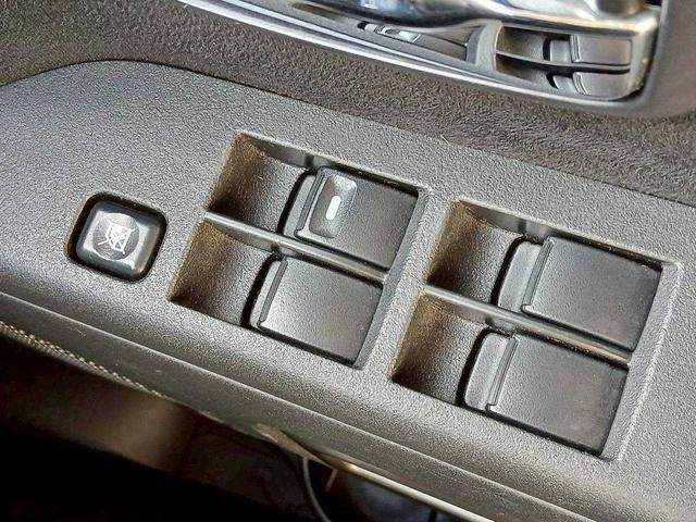 デリカD:5 D パワーパッケージ リフトアップ/フリップダウンモニター/ブロックタイヤ/社外ナビ/両側電動スライド/ETC/スマートキー(14枚目)