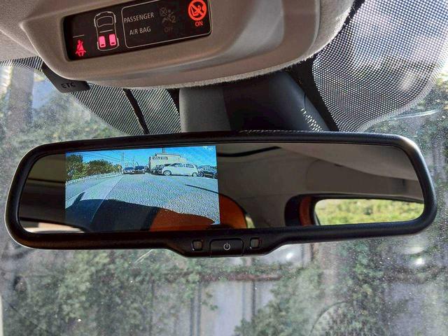 スマートフォーフォー プライム　ガラスルーフ　レザーシート　シートヒーター　純正１５インチＡＷ　クルーズコントロール　ＡＵＸ　ＵＳＢ　Ｂｌｕｅｔｏｏｔｈ　クリアランスソナー　ＥＴＣ　ドラレコ　アイドリングストップ　リモコンキー　純正（23枚目）