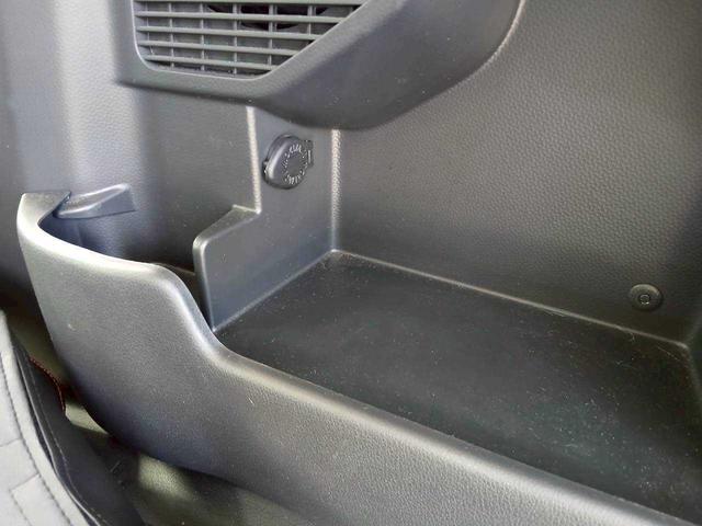 ルーミー カスタムＧ－Ｔ　純正９インチナビ／フルセグＴＶ／両側電動スライドドア／スマートアシスト３／クルーズコントロール／ソナーセンサー（28枚目）