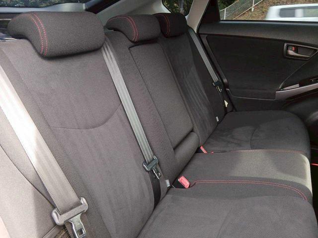 プリウス Ｓツーリングセレクション・Ｇ’ｓ　純正ナビ　ＴＶ　ＥＴＣ　クルーズコントロール　Ｂカメラ　Ｇｓ専用１８インチアルミ　ＬＥＤＢＥＡＭ（35枚目）