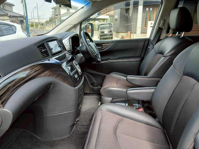 エルグランド ２５０ハイウェイスターＳ　純正ナビ　ＴＶ　バックモニター　ＥＴＣ　両側電動スライドドア（10枚目）