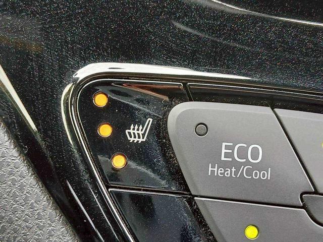 Ｃ－ＨＲ Ｇ　純正９インチナビ／バックモニター／ＥＴＣ／ドライブレコーダー／ハーフレザー／シートヒーター／１８インチホイール（21枚目）