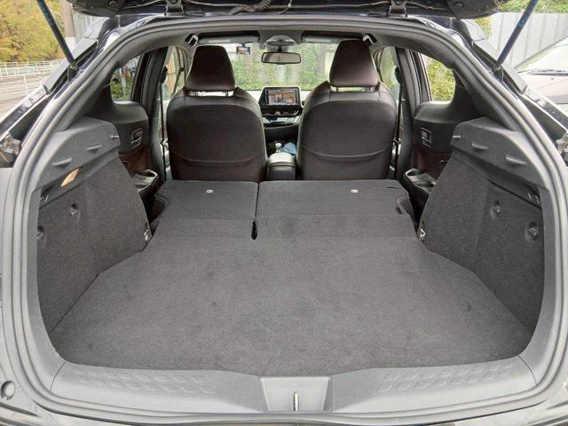 Ｃ－ＨＲ Ｇ　純正９インチナビ／バックモニター／ＥＴＣ／ドライブレコーダー／ハーフレザー／シートヒーター／１８インチホイール（31枚目）