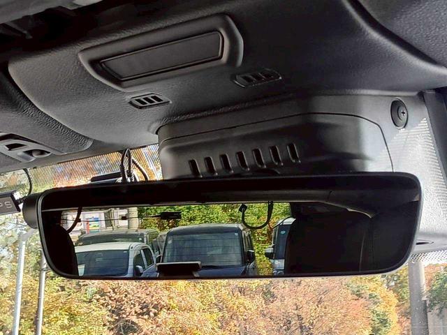 ジープ・ラングラーアンリミテッド サハラ　レザーシート　シートヒーター　ＡｐｐｌｅＣａｒｐｌａｙ　Ｂｌｕｅｔｏｏｔｈ　純正ナビゲーション　フルセグ　ＬＥＤヘッドライト　前面衝突警報　アダプティブクルーズコントロール　バックカメラ　ステアリング（25枚目）