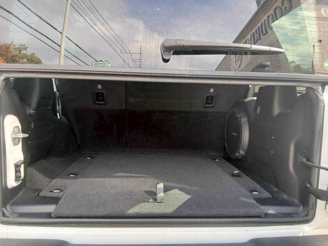 ジープ・ラングラーアンリミテッド サハラ　レザーシート　シートヒーター　ＡｐｐｌｅＣａｒｐｌａｙ　Ｂｌｕｅｔｏｏｔｈ　純正ナビゲーション　フルセグ　ＬＥＤヘッドライト　前面衝突警報　アダプティブクルーズコントロール　バックカメラ　ステアリング（36枚目）