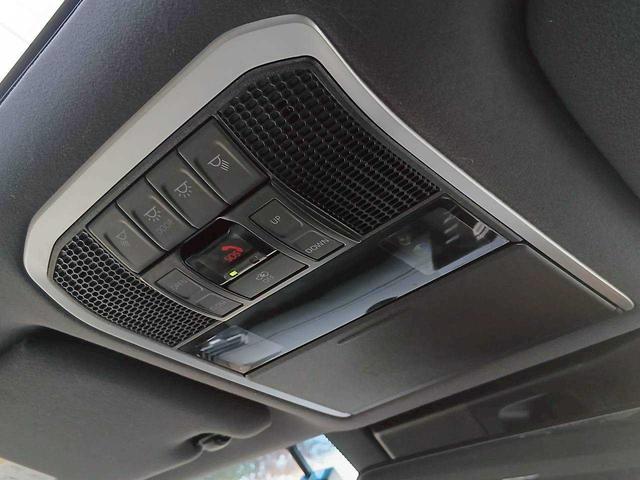 ランドクルーザー ＺＸ　サンルーフ／レザーシート／セーフティセンス／純正ＤＡナビ／ハンズフリーパワーバックドア／パノラミックビューモニター（23枚目）