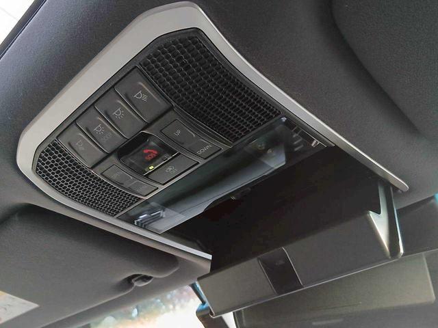 ランドクルーザー ＺＸ　サンルーフ／レザーシート／セーフティセンス／純正ＤＡナビ／ハンズフリーパワーバックドア／パノラミックビューモニター（24枚目）