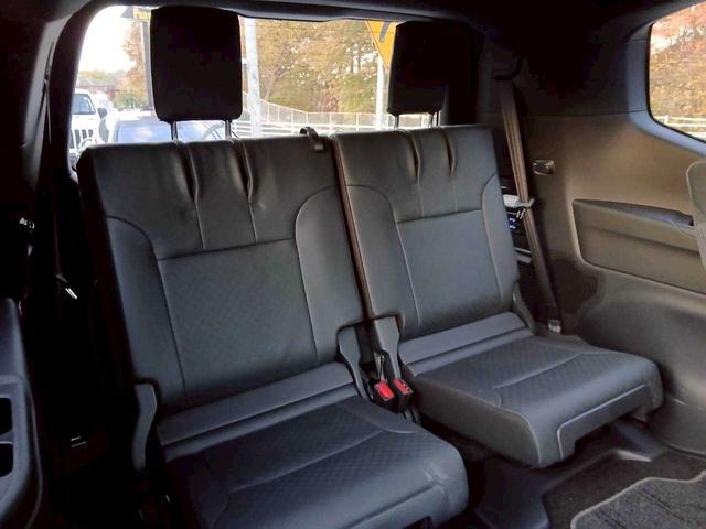 ランドクルーザー ＺＸ　サンルーフ／レザーシート／セーフティセンス／純正ＤＡナビ／ハンズフリーパワーバックドア／パノラミックビューモニター（35枚目）