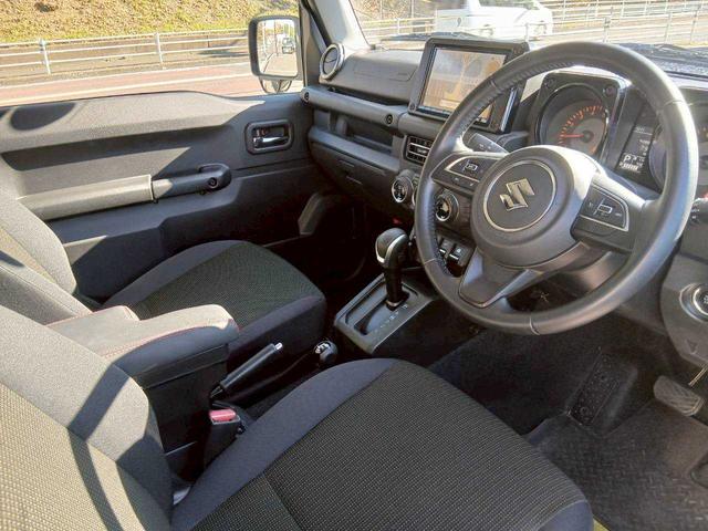 ジムニー ＸＣ　リフトアップ　ルーフラック　リアラダー　ブロックタイヤ　社外アルミ　純正８インチナビ　ＴＶ（8枚目）