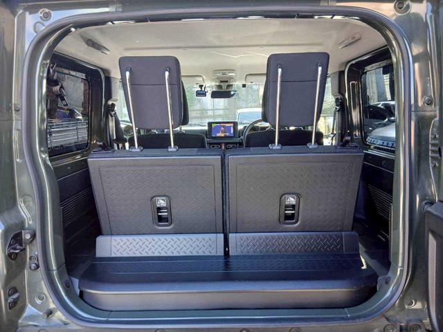 ジムニー ＸＣ　リフトアップ　ルーフラック　リアラダー　ブロックタイヤ　社外アルミ　純正８インチナビ　ＴＶ（29枚目）