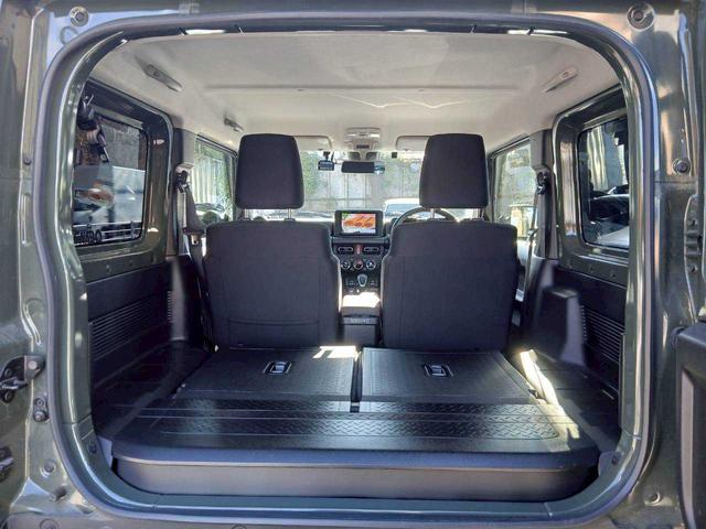 ジムニー ＸＣ　リフトアップ　ルーフラック　リアラダー　ブロックタイヤ　社外アルミ　純正８インチナビ　ＴＶ（30枚目）