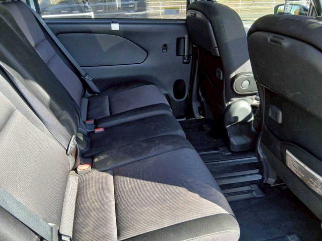 セレナ ハイウェイスター　プロパイロットエディション　プロパイロット／エマブレ／純正後席モニター／純正９型ナビ／フルセグＴＶ／全方位モニター／両側電動ドア／ＬＥＤヘッドライト／ビルトインＥＴＣ／ドライブレコーダー／純正１６インチアルミホイール（23枚目）