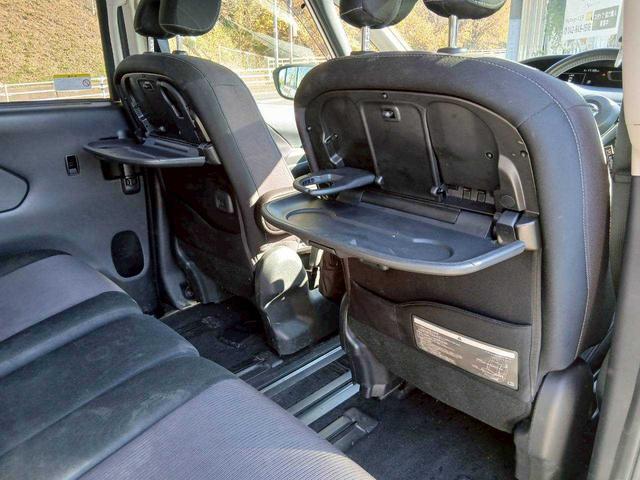 セレナ ハイウェイスター　プロパイロットエディション　プロパイロット／エマブレ／純正後席モニター／純正９型ナビ／フルセグＴＶ／全方位モニター／両側電動ドア／ＬＥＤヘッドライト／ビルトインＥＴＣ／ドライブレコーダー／純正１６インチアルミホイール（25枚目）