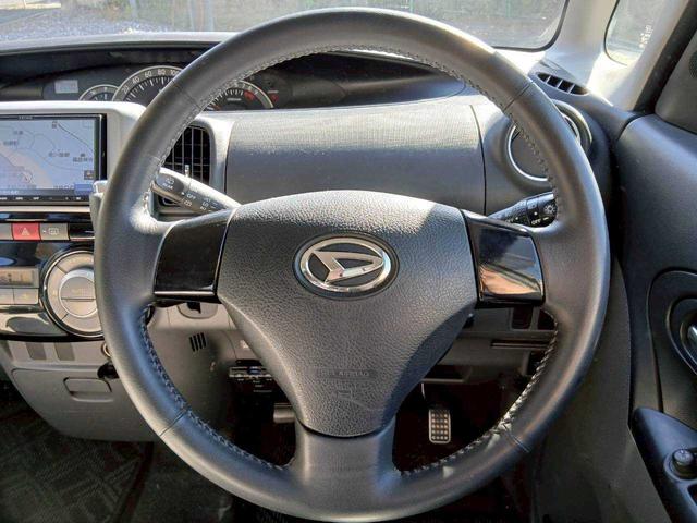 タント カスタムＸリミテッド　ストラーダＢｌｕｅｔｏｏｔｈ対応ナビ　ＴＶ　ＥＴＣ　左側電動スライドドア　純正アルミ（8枚目）