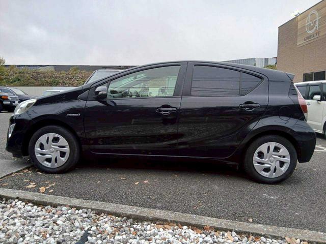 アクア Ｌ　純正ナビ／ＥＴＣ／ドラレコ／キーレス（2枚目）