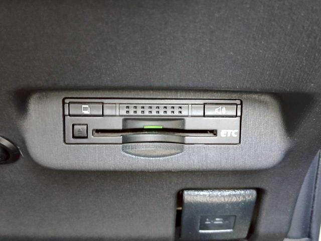 プリウス Sツーリングセレクション・G’s ETC/18インチレッドラインAW/スウェードスポーティシート(12枚目)