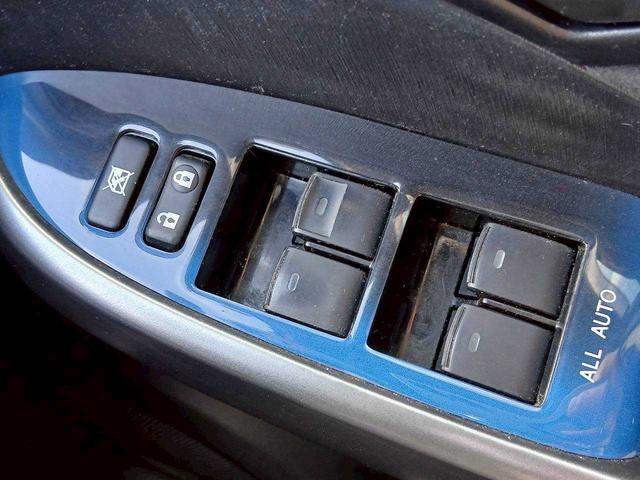 プリウス Sツーリングセレクション・G’s ETC/18インチレッドラインAW/スウェードスポーティシート(13枚目)