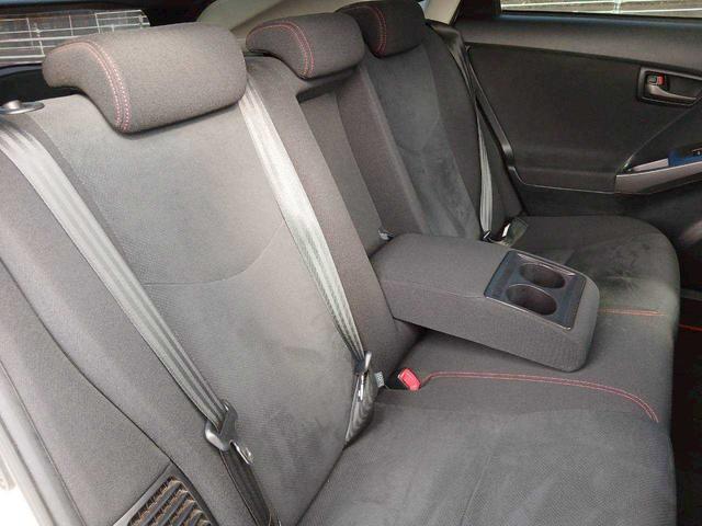 プリウス Sツーリングセレクション・G’s ETC/18インチレッドラインAW/スウェードスポーティシート(20枚目)