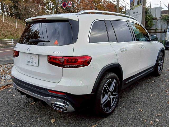 GLB GLB200d 4マチック 純正ナビ/360°カメラ/パノラマスライディングルーフ/アドバンスドパッケージ/レザーエクスクルージブパッケージ/ワンオーナー(3枚目)