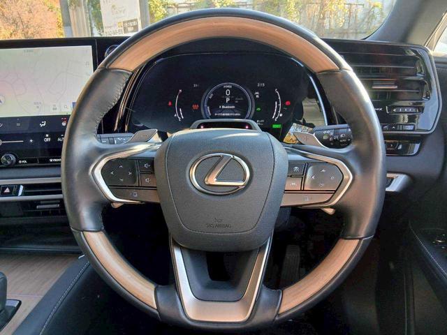 RX RX350h バージョンL モデリスタエアロ/パノラマサンルーフ/純正ナビ/360°カメラ/セーフティシステムプラス/レクサスチームメイト/デジタルインナーミラー/ワンオーナー(11枚目)
