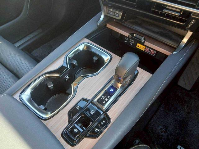 RX RX350h バージョンL モデリスタエアロ/パノラマサンルーフ/純正ナビ/360°カメラ/セーフティシステムプラス/レクサスチームメイト/デジタルインナーミラー/ワンオーナー(26枚目)
