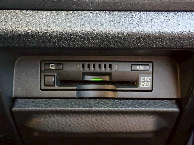 ノア Ｘ　純正ナビ／バックモニター／ＥＴＣ２．０／前後ドライブレコーダー（11枚目）