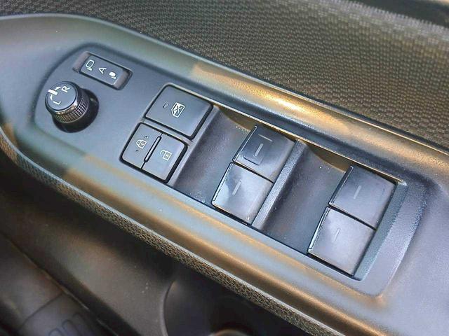 ノア Ｘ　純正ナビ／バックモニター／ＥＴＣ２．０／前後ドライブレコーダー（12枚目）