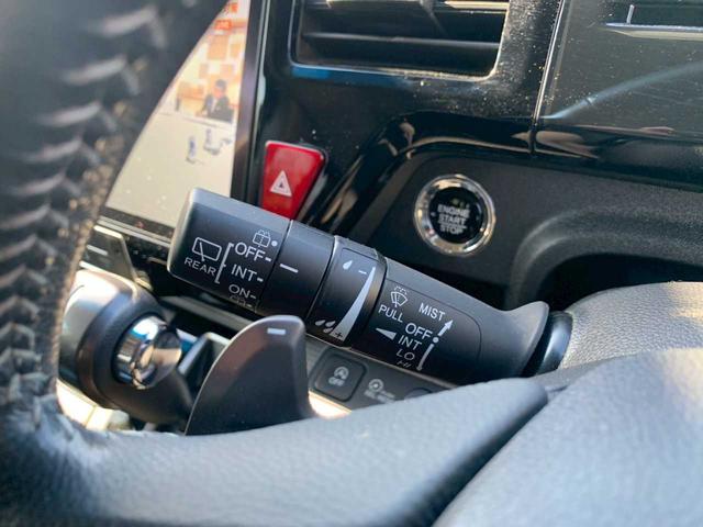 ステップワゴンスパーダ スパーダ　ホンダセンシング　純正１０インチナビ／フルセグＴＶ／バックモニター／ＥＴＣ／前ドライブレコーダー／両側パワースライドドア／アルパインリヤモニター（9枚目）