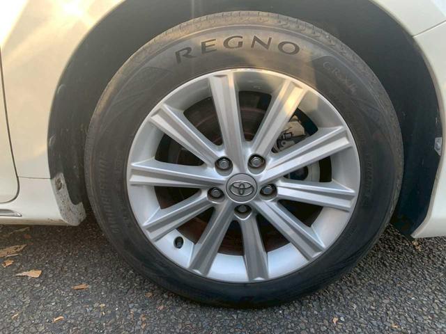 カムリ ハイブリッド　レザーパッケージ　メーカーナビＴＶ／ブラックレザー／クルーズコントロール／パワーシート／前席シートヒーター／ワンオーナー／禁煙車（18枚目）