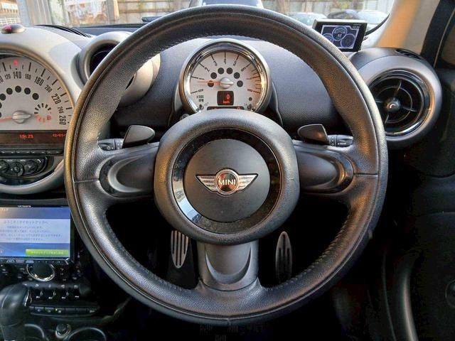 ＭＩＮＩ クーパーＳ　クロスオーバー　社外ナビ／ブロックタイヤ／ヒッチメンバー／ドライブレコーダー／バックモニター（9枚目）