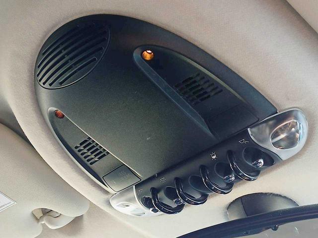 ＭＩＮＩ クーパーＳ　クロスオーバー　社外ナビ／ブロックタイヤ／ヒッチメンバー／ドライブレコーダー／バックモニター（18枚目）