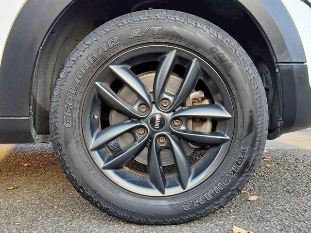 ＭＩＮＩ クーパーＳ　クロスオーバー　社外ナビ／ブロックタイヤ／ヒッチメンバー／ドライブレコーダー／バックモニター（27枚目）