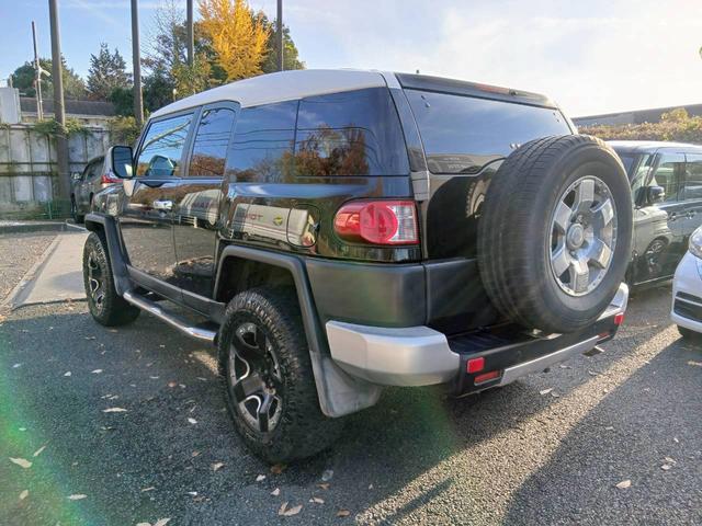 FJクルーザー ベースグレード 左ハンドル カロッツェリアSDナビ TV ETC Bluetooth(5枚目)