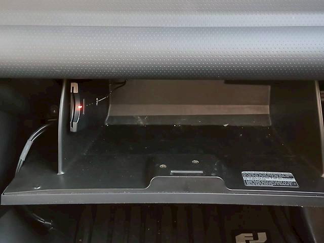 FJクルーザー ベースグレード 左ハンドル カロッツェリアSDナビ TV ETC Bluetooth(20枚目)