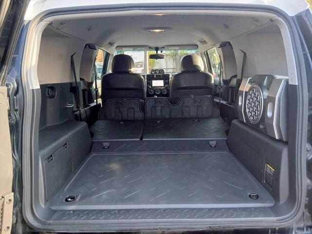 FJクルーザー ベースグレード 左ハンドル カロッツェリアSDナビ TV ETC Bluetooth(25枚目)