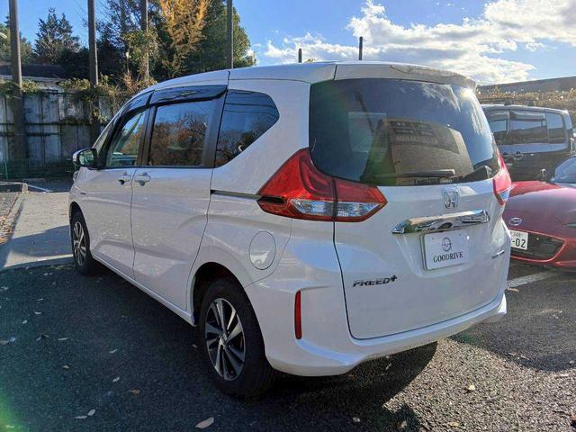 フリード+ハイブリッド ハイブリッドG・ホンダセンシング Sパッケージ/純正ナビ/バックモニター/寒冷地/4WD/両側電動スライド(4枚目)