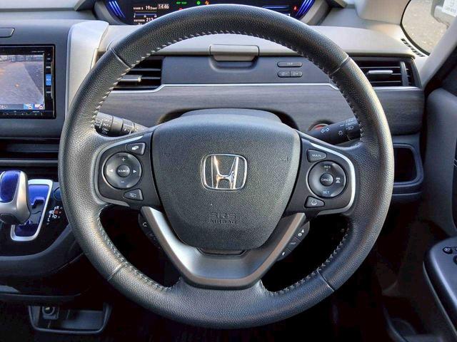 フリード+ハイブリッド ハイブリッドG・ホンダセンシング Sパッケージ/純正ナビ/バックモニター/寒冷地/4WD/両側電動スライド(9枚目)
