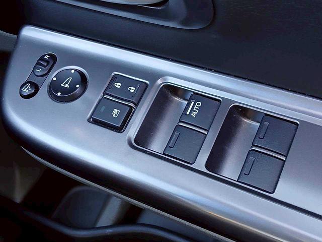 フリード+ハイブリッド ハイブリッドG・ホンダセンシング Sパッケージ/純正ナビ/バックモニター/寒冷地/4WD/両側電動スライド(18枚目)