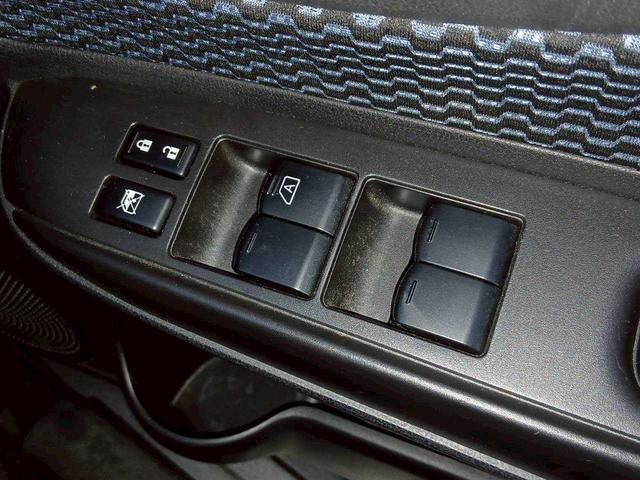 ノート Ｘ　ＤＩＧ－Ｓ　純正ナビ　アラウンドビューモニターＴＶ　ＥＴＣ　インテリキー　Ｂｌｕｅｔｏｏｔｈ対応（11枚目）