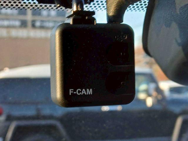 ノア ハイブリッドＳ－Ｚ　純正１０インチディスプレイオーディオ／ナビ／フルセグＴＶ／セーフティセンス／パーキングサポートブレーキ／デジタルインナーミラー／ＥＴＣ２．０／ワンオーナー／禁煙車（28枚目）