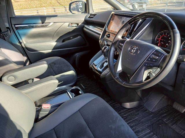 アルファード ２．５Ｓ　タイプゴールド　エアロ　ガナドールマフラー　純正ＤＡ　ＴＶ　純正ＣＤ／ＤＶＤデッキ　純正後席モニター　パワーバックドア　両電（10枚目）