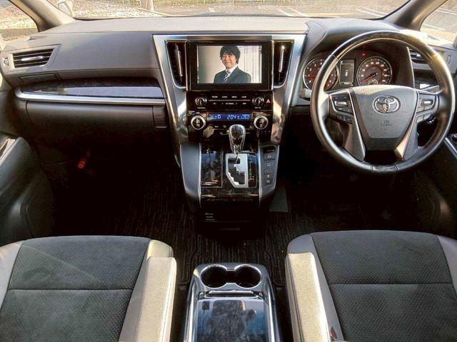 アルファード ２．５Ｓ　タイプゴールド　エアロ　ガナドールマフラー　純正ＤＡ　ＴＶ　純正ＣＤ／ＤＶＤデッキ　純正後席モニター　パワーバックドア　両電（13枚目）