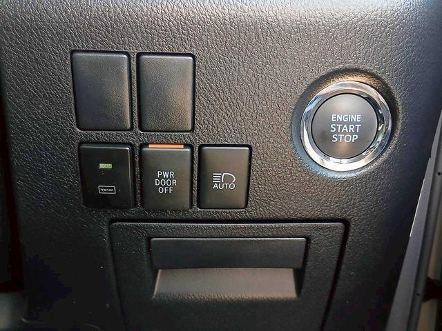 アルファード ２．５Ｓ　タイプゴールド　エアロ　ガナドールマフラー　純正ＤＡ　ＴＶ　純正ＣＤ／ＤＶＤデッキ　純正後席モニター　パワーバックドア　両電（20枚目）