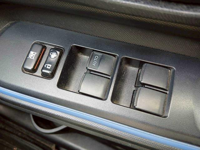 アクア S 純正7インチナビ/TV/ETC/プッシュスタート/オートエアコン(12枚目)