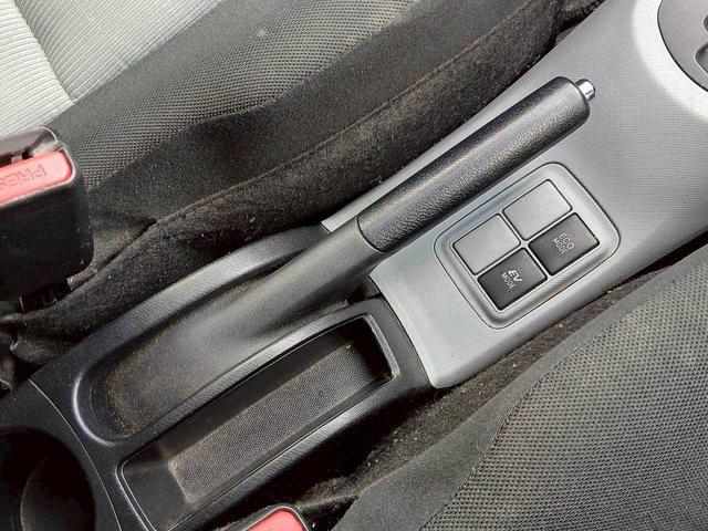 アクア S 純正7インチナビ/TV/ETC/プッシュスタート/オートエアコン(18枚目)