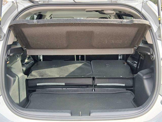 アクア S 純正7インチナビ/TV/ETC/プッシュスタート/オートエアコン(24枚目)