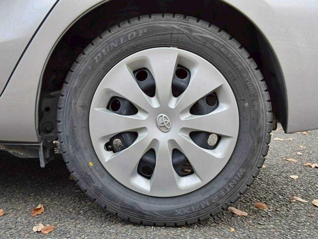 アクア S 純正7インチナビ/TV/ETC/プッシュスタート/オートエアコン(25枚目)